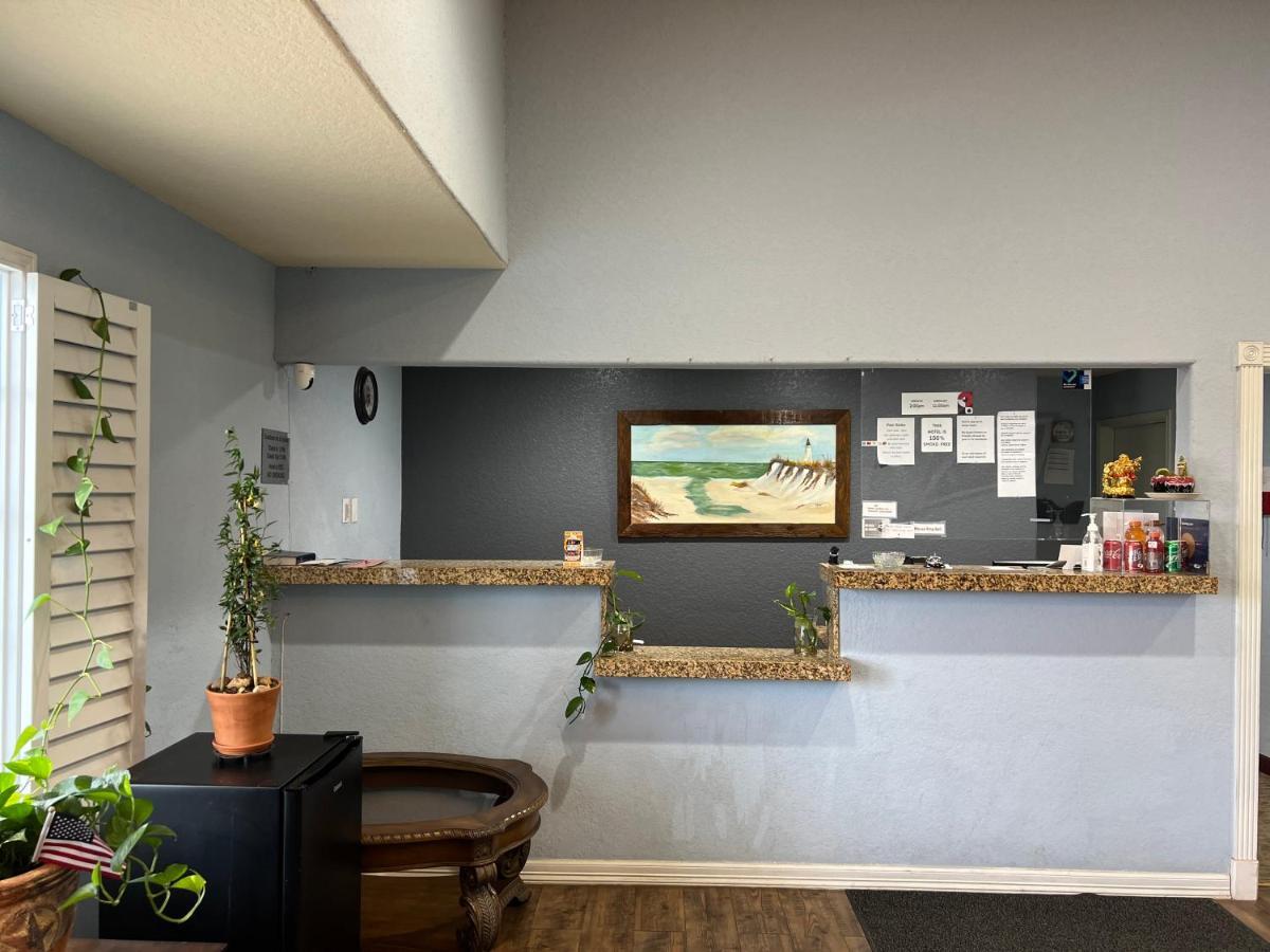 Hotel Bien Venido Pearsall Экстерьер фото